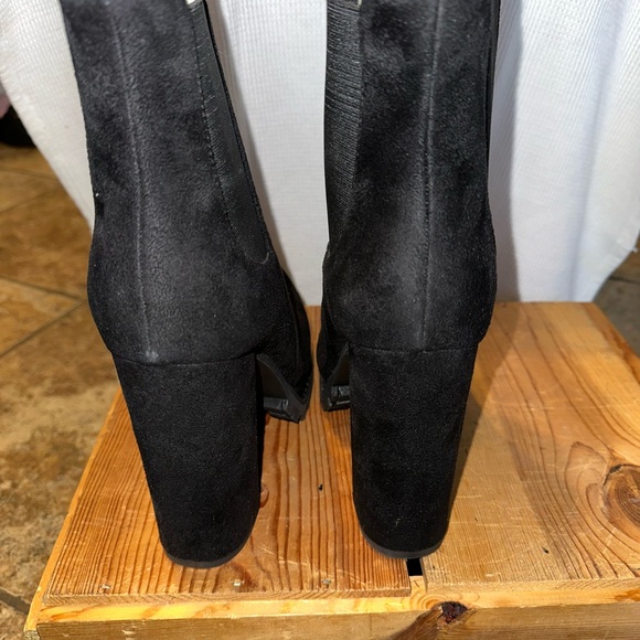 Liliana Black Suede Heeled Boots - Picture 4 of 8